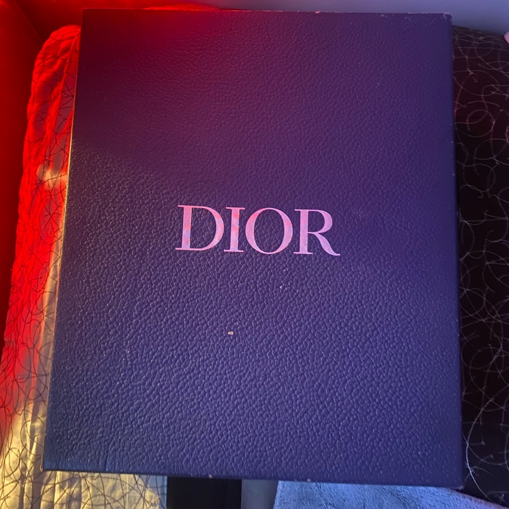 Only worn once I need to get them off my hands